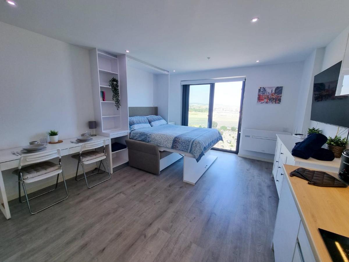 Top Floor Studio - The Hub Gibraltar - Self Catering Luaran gambar