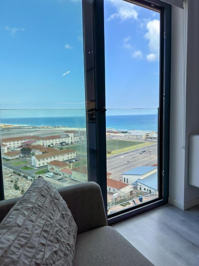 Top Floor Studio - The Hub Gibraltar - Self Catering Luaran gambar